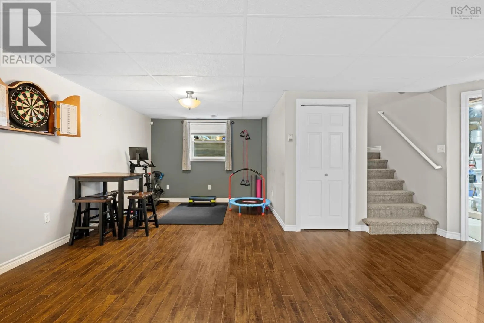 34 Pearl Drive