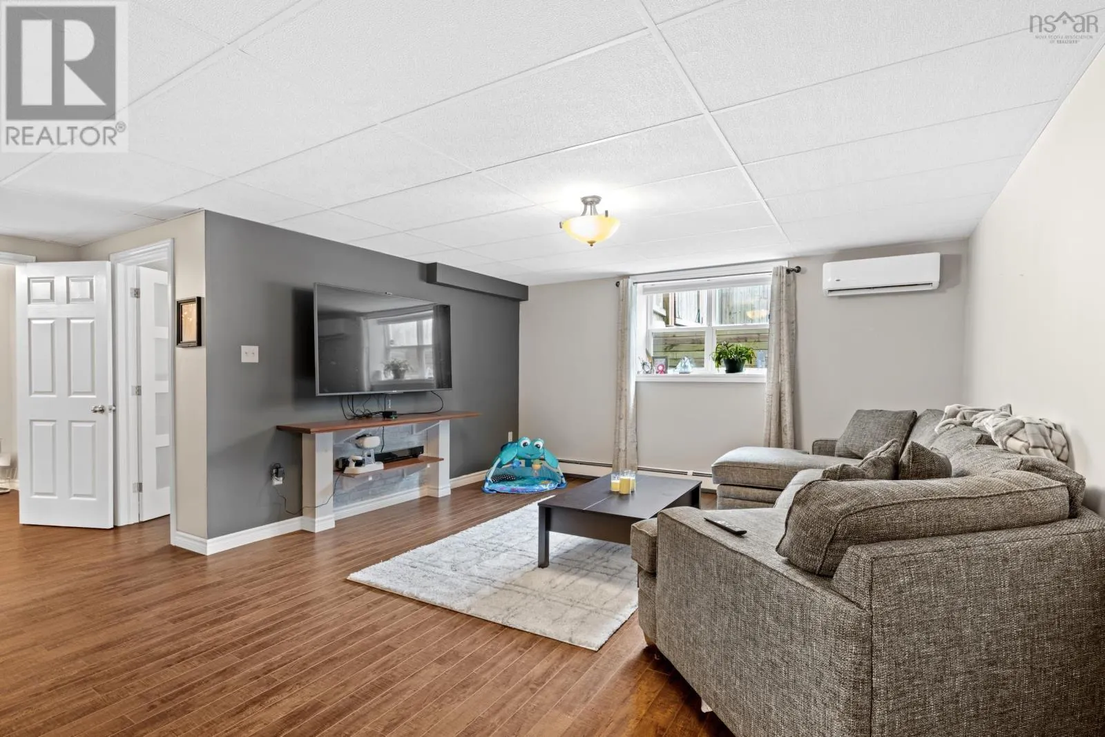 34 Pearl Drive