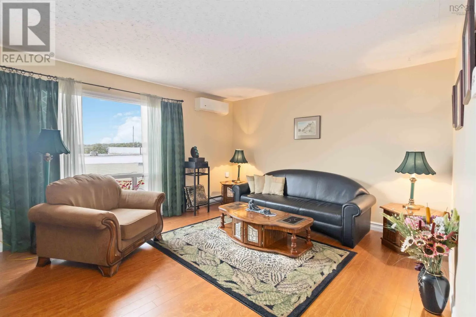 11D Arklow Drive