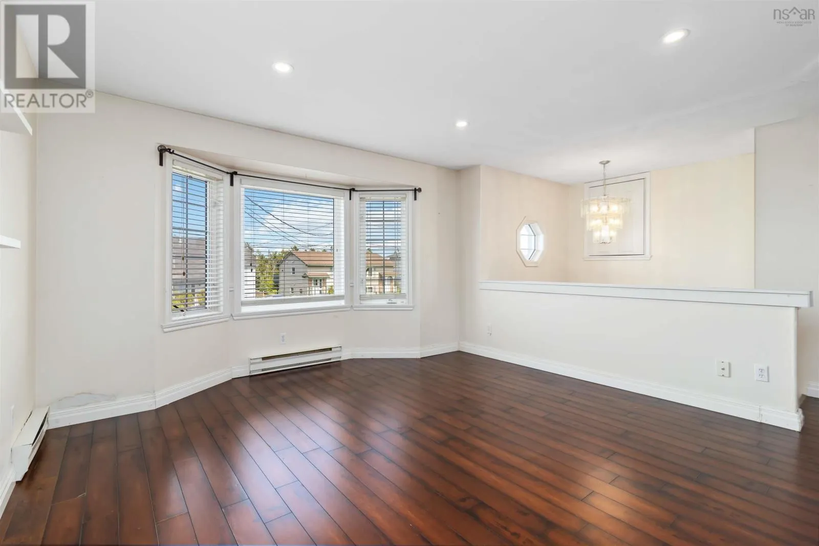 55 Thorncrest Court