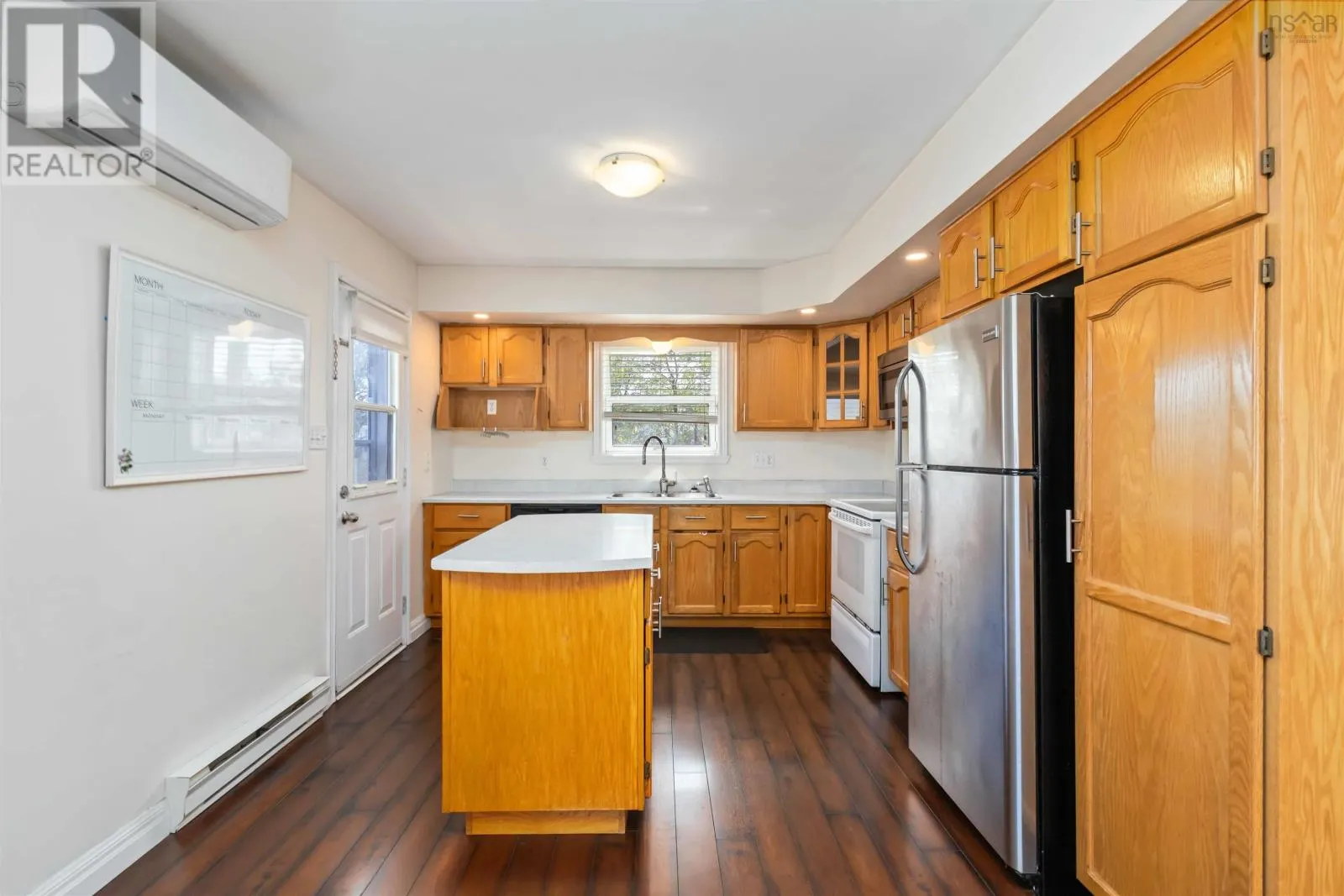 55 Thorncrest Court