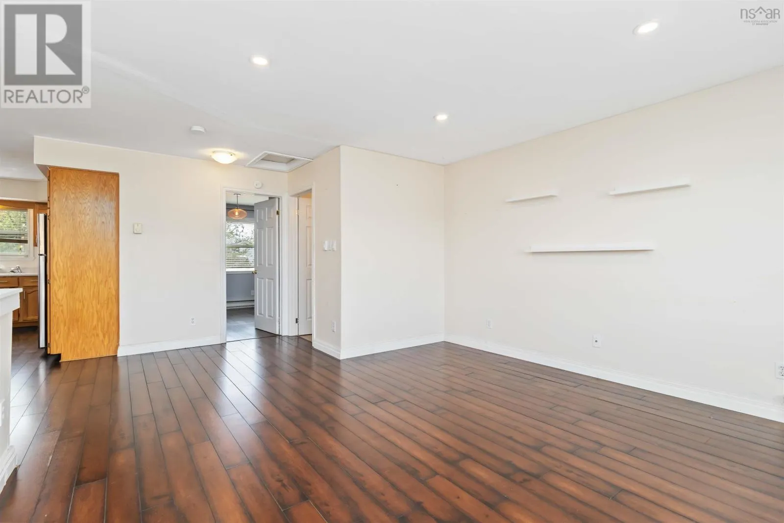 55 Thorncrest Court