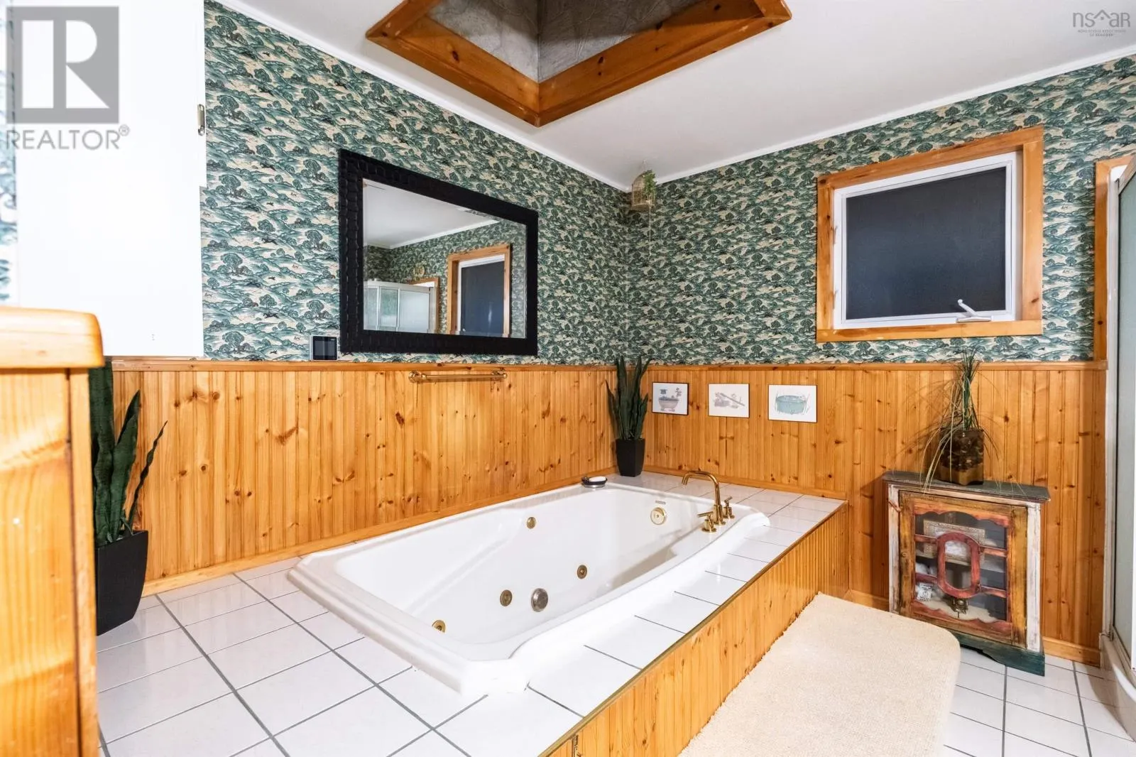 1645 St. Margaret's Bay Road