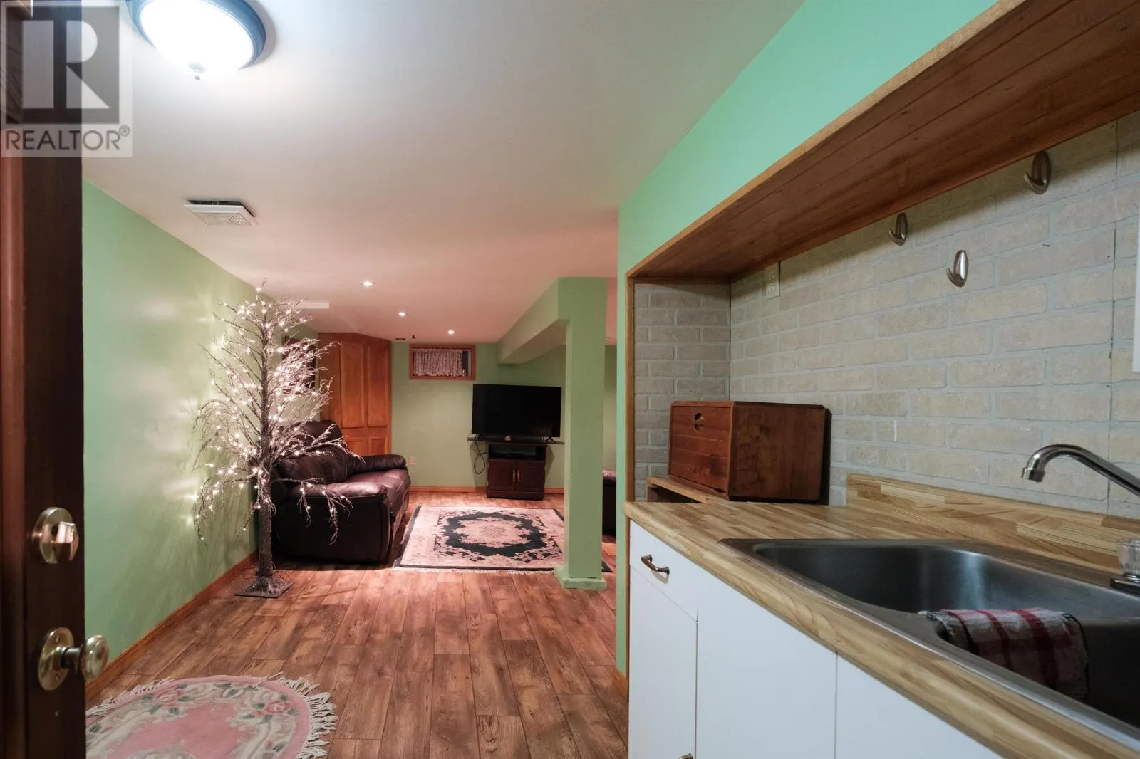 1645 St. Margaret's Bay Road