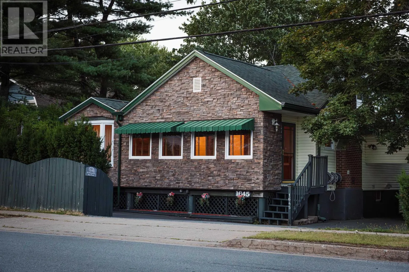1645 St. Margaret's Bay Road