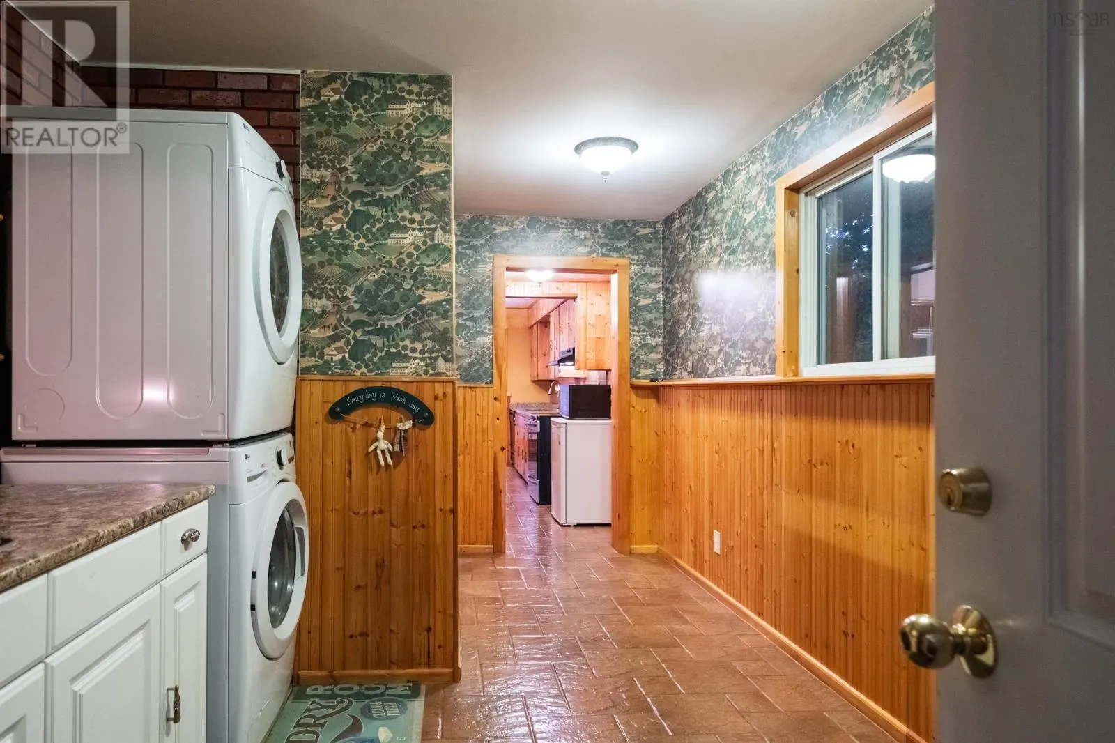 1645 St. Margaret's Bay Road