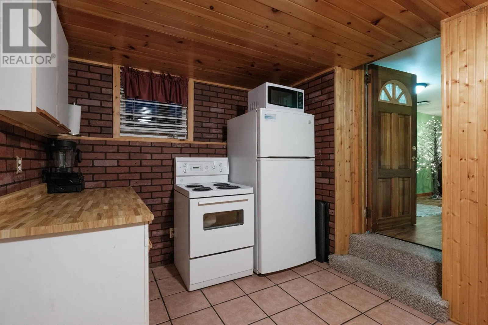 1645 St. Margaret's Bay Road