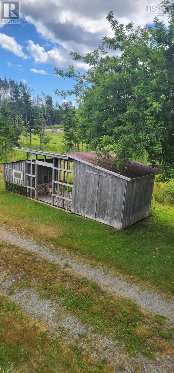 5069 Highway 211