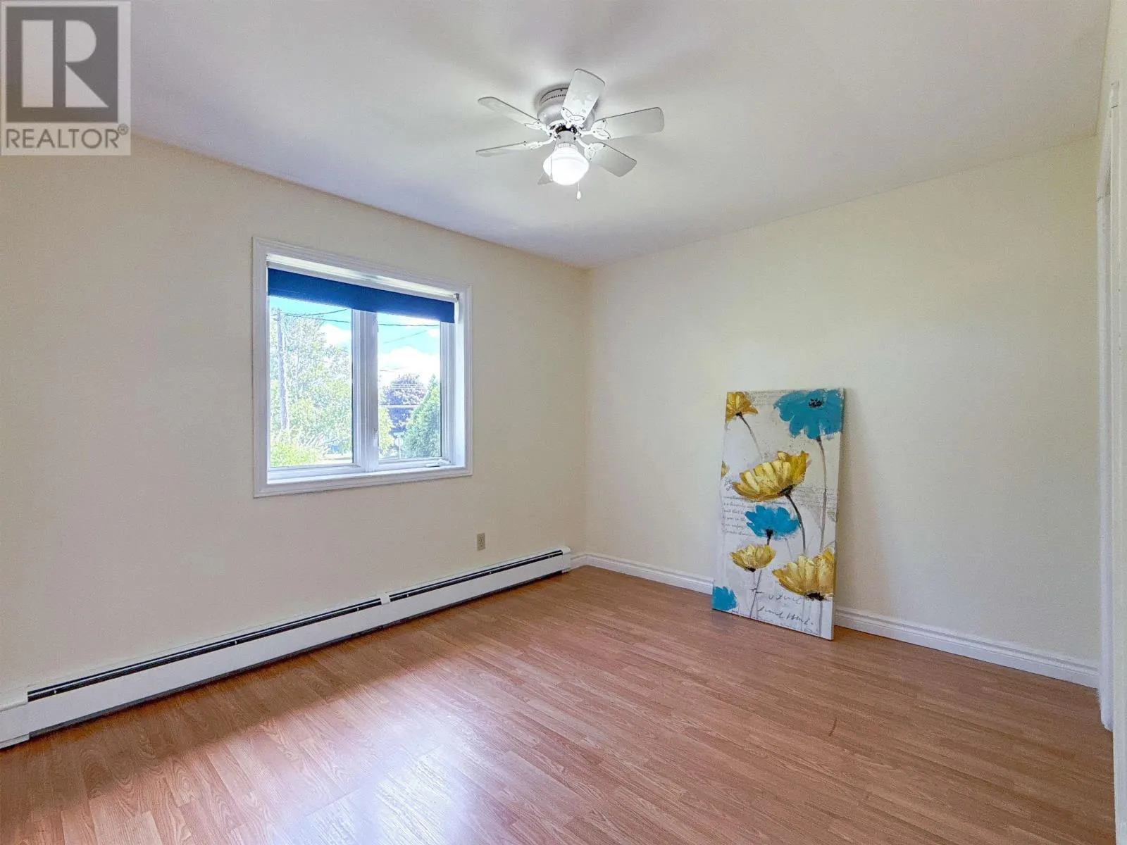 57 Lori-Dale Avenue