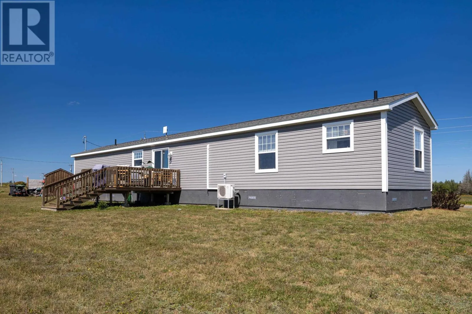 3272  48 Road