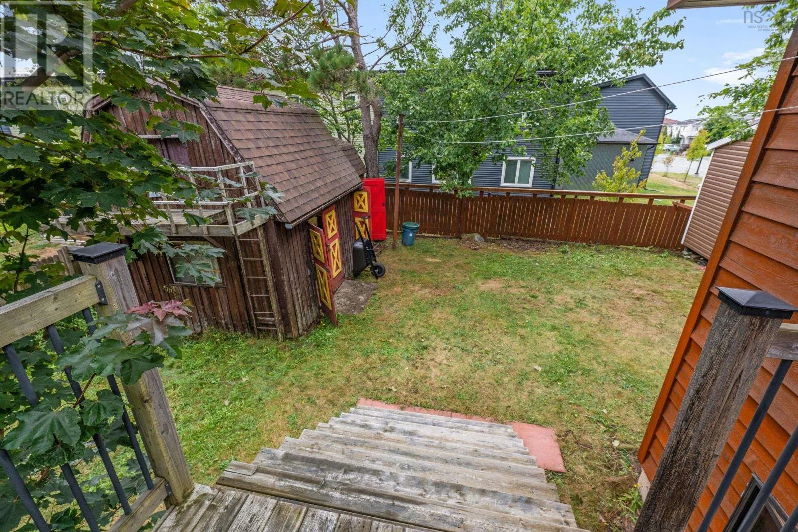 9 Monique Avenue