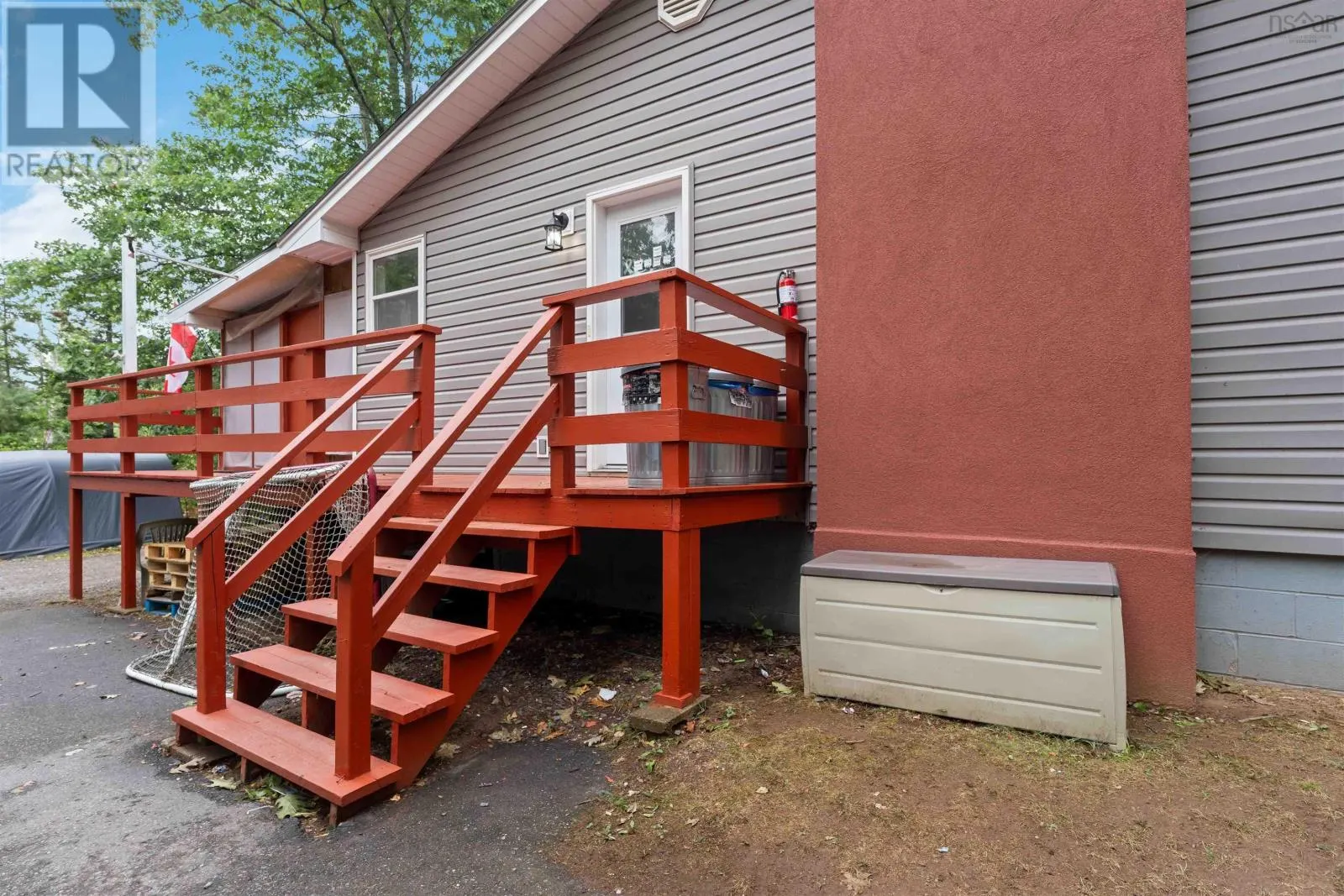 1403 Princess Cres Crescent