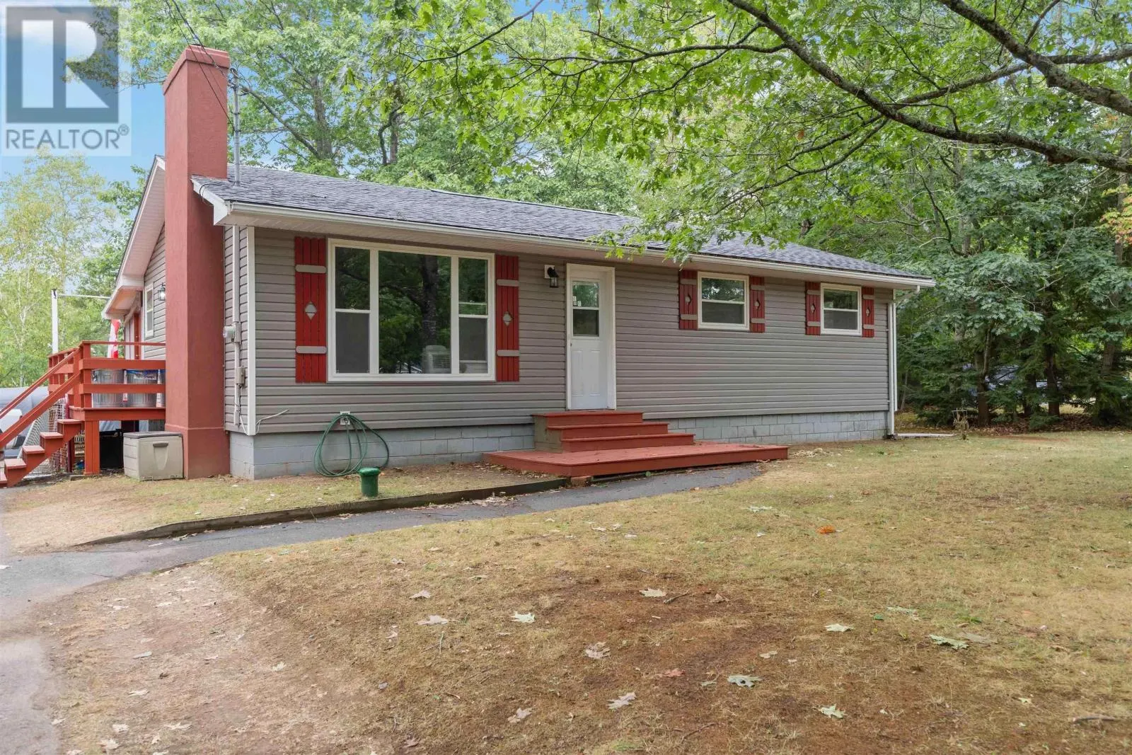 1403 Princess Cres Crescent