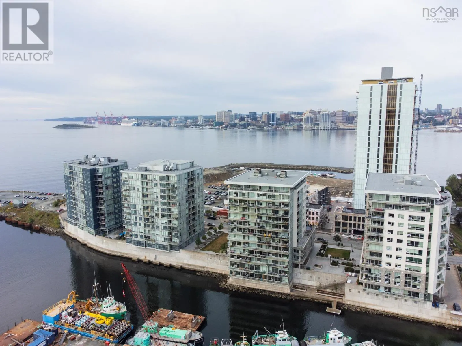 205 31 Kings Wharf Place
