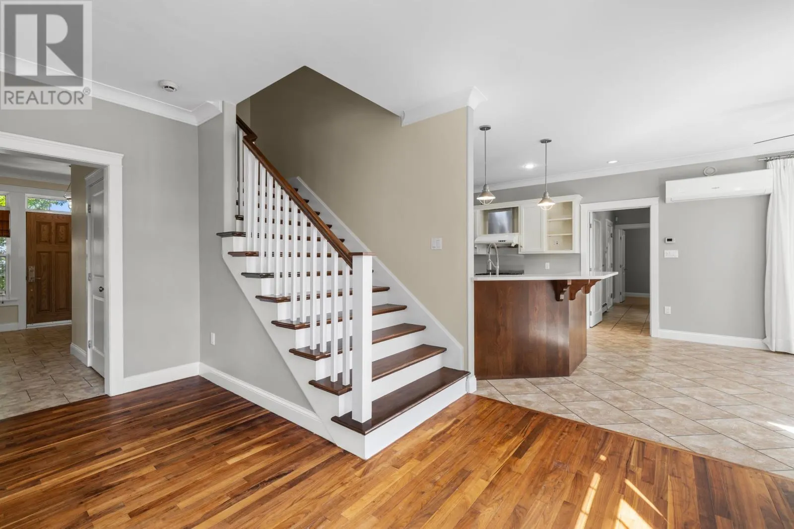 76 HUNTERS CREEK Drive
