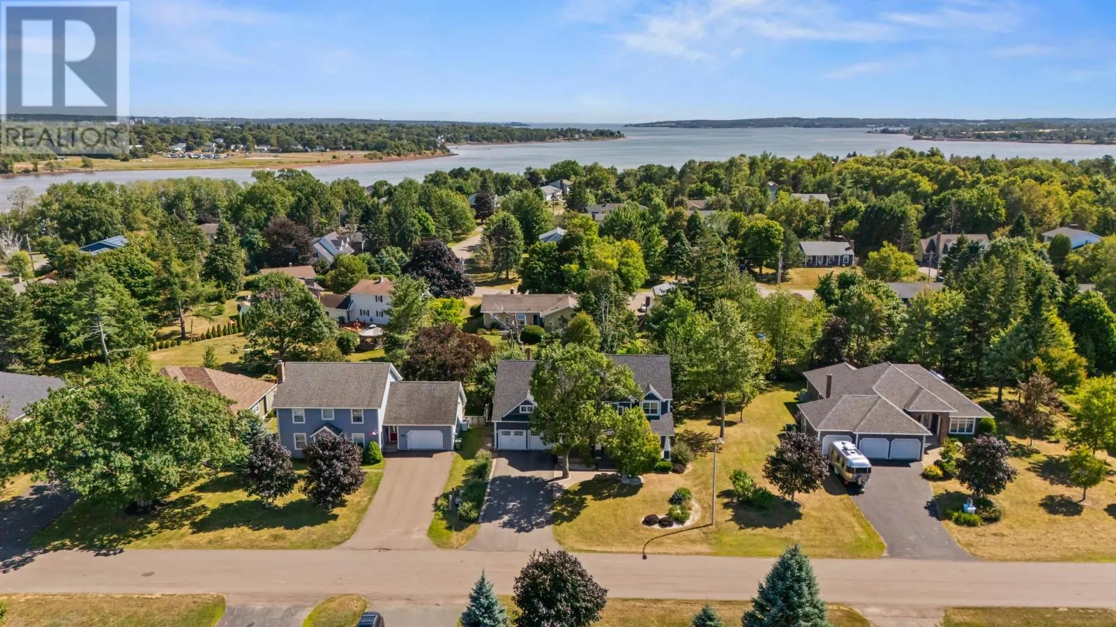 76 HUNTERS CREEK Drive