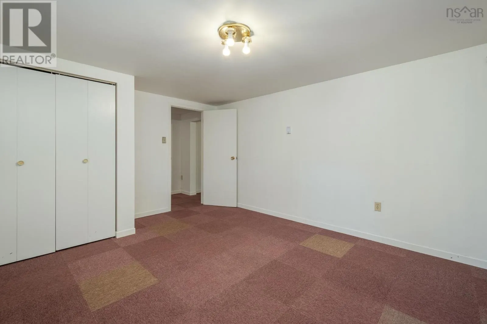 5905 Bilton Lane
