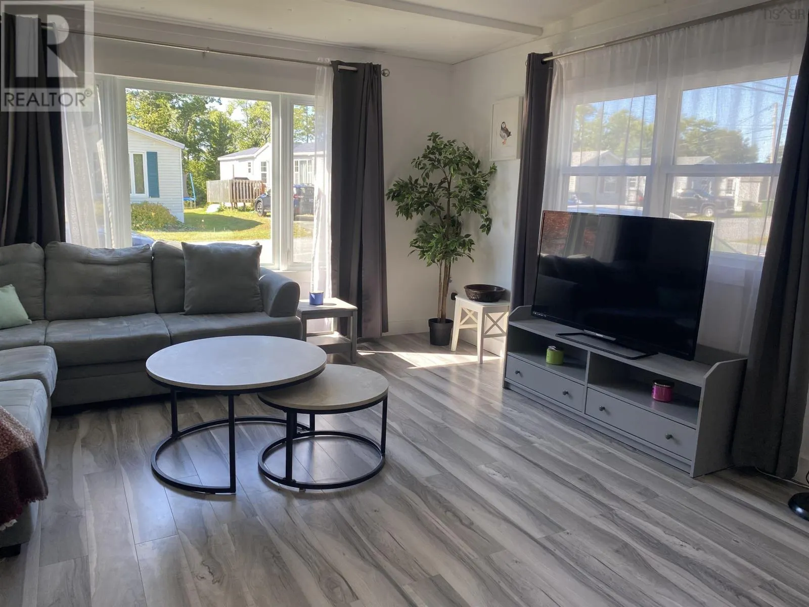 242 Circle Drive