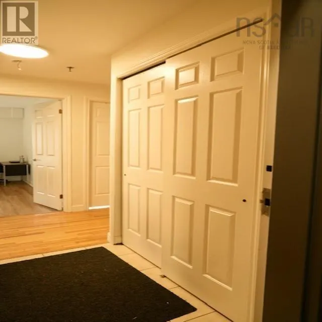 104 131 Farnham Gate Road