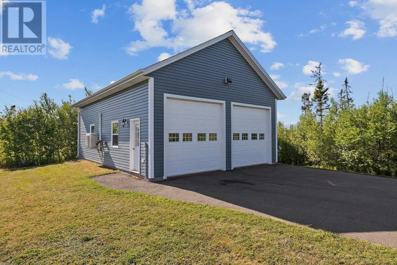 9 LAKESIDE Road