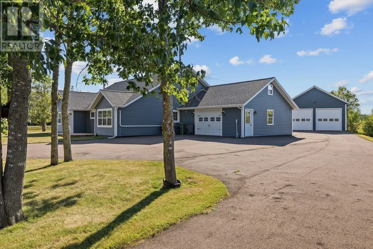 9 LAKESIDE Road