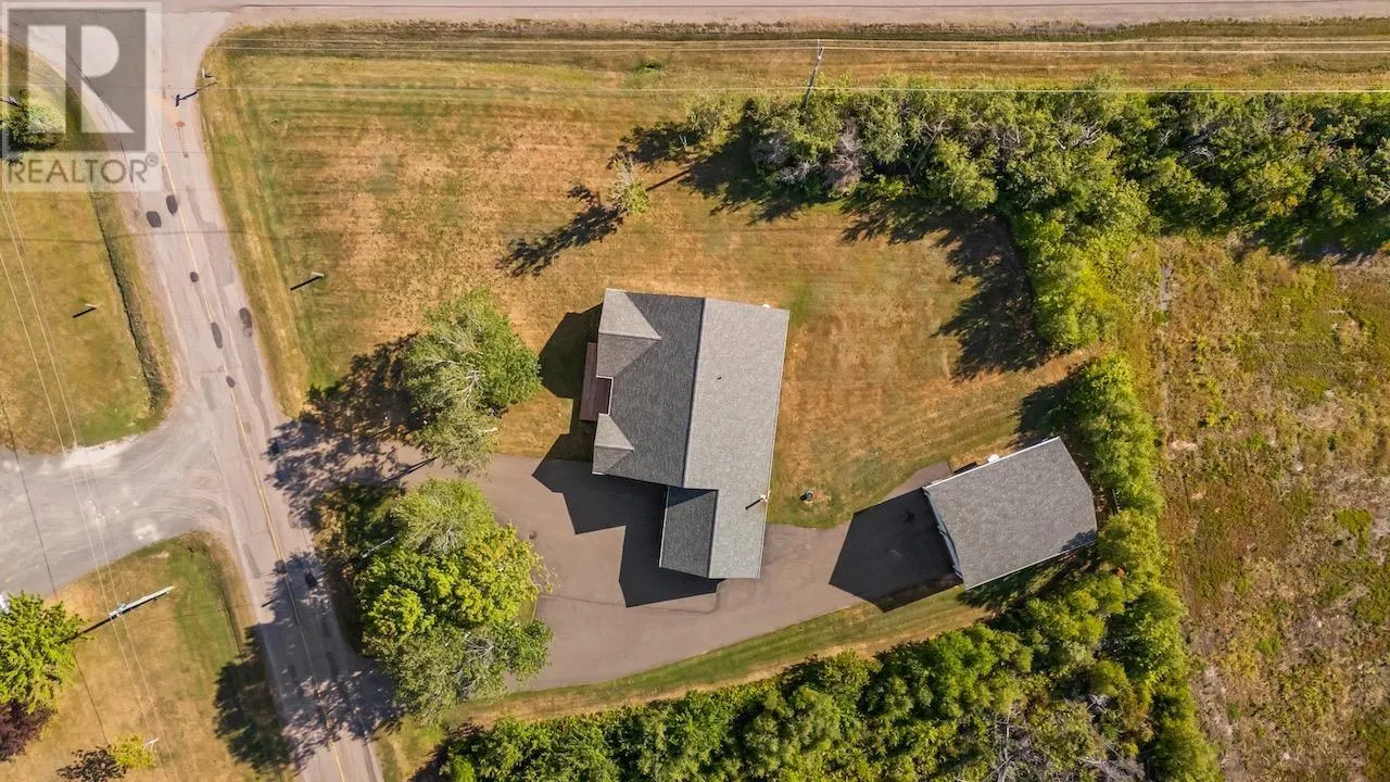 9 LAKESIDE Road