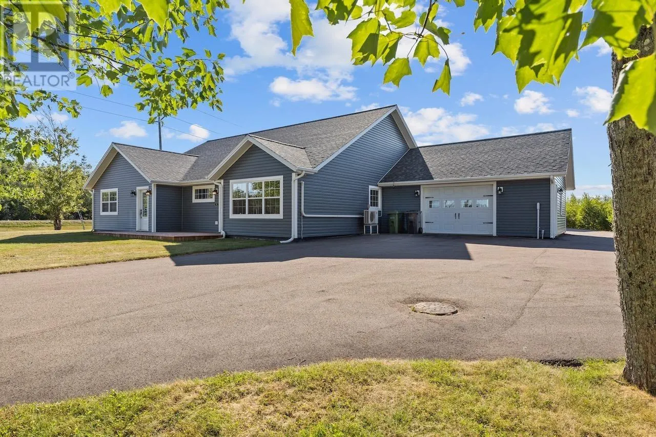 9 LAKESIDE Road