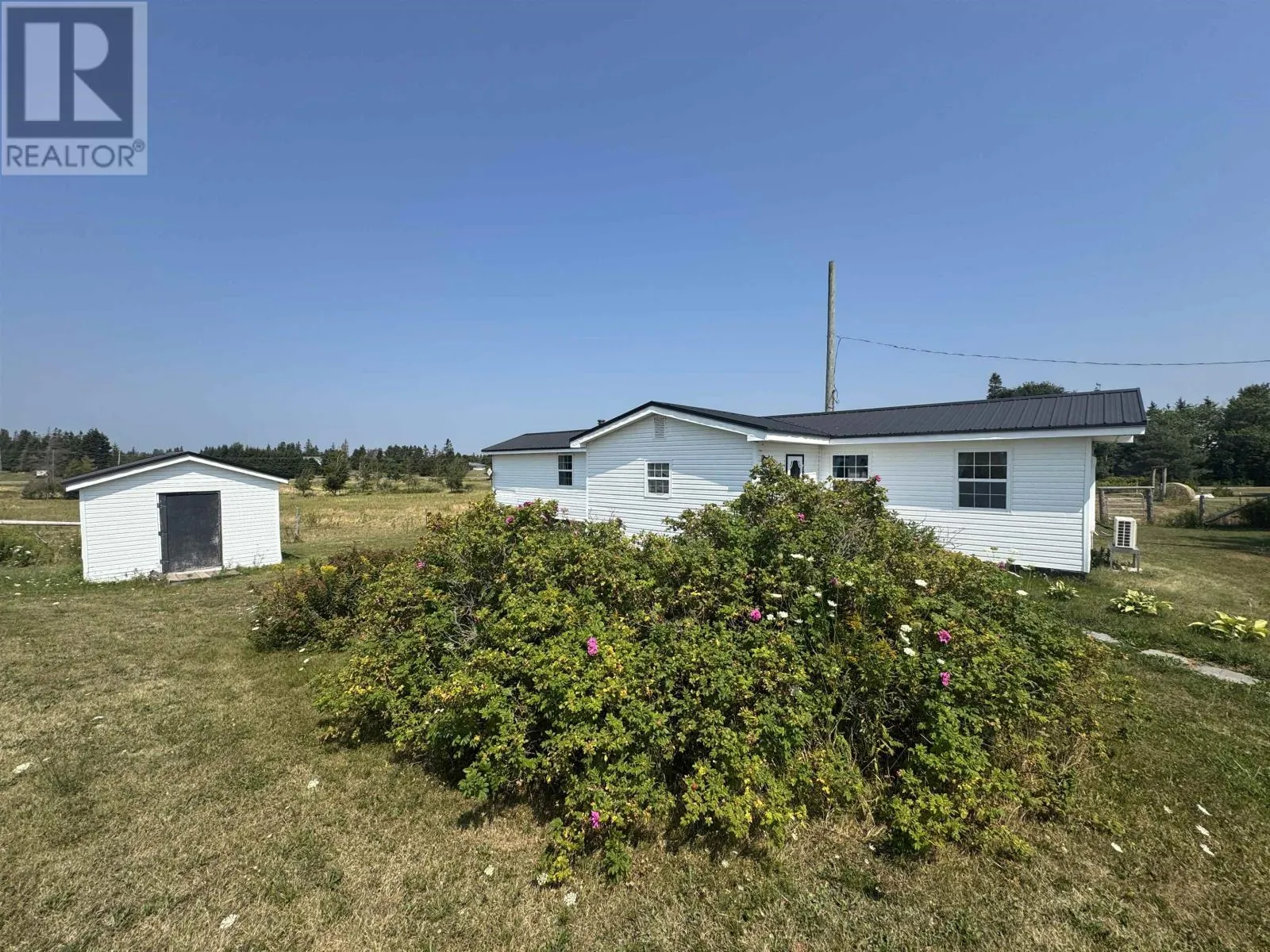 3567 RTE 3 Summerville