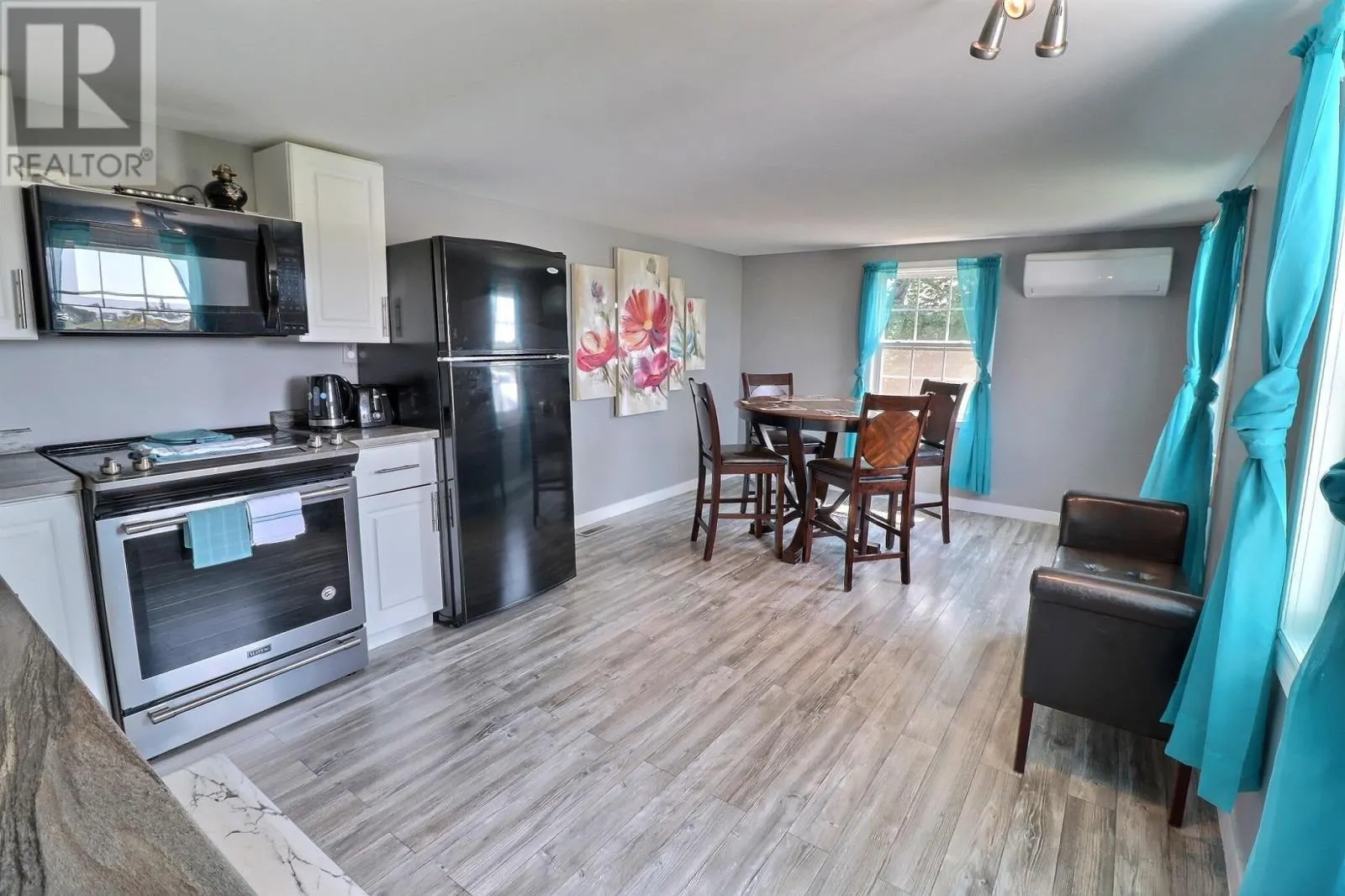 3567 RTE 3 Summerville