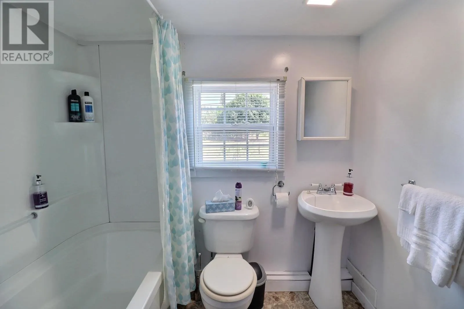3567 RTE 3 Summerville