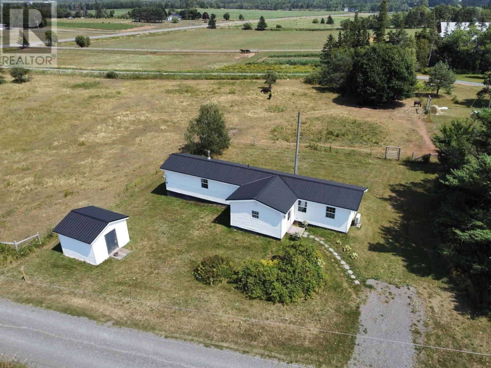 3567 RTE 3 Summerville