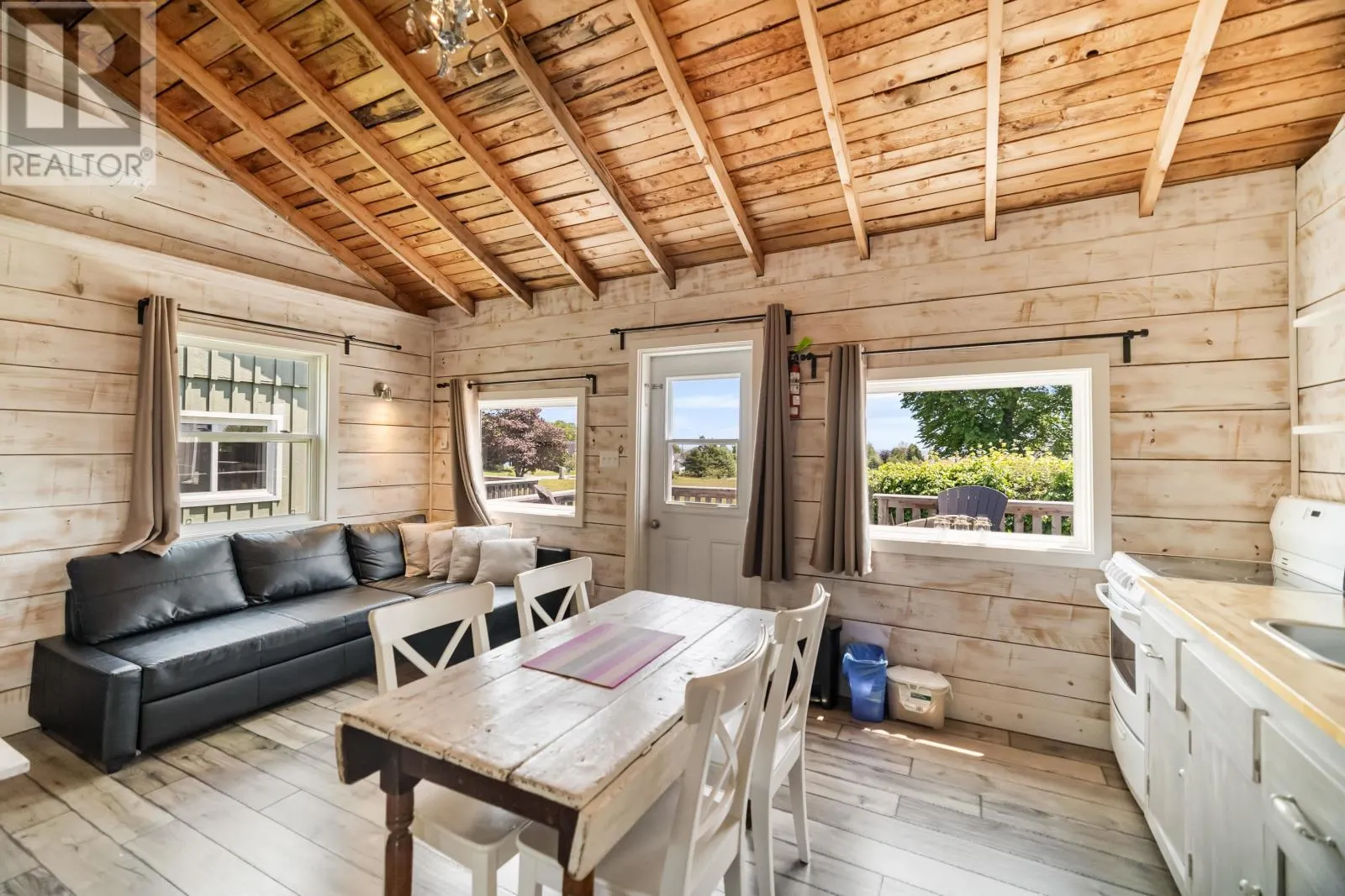 31 & 33 Nelson Street|Victoria By The Sea