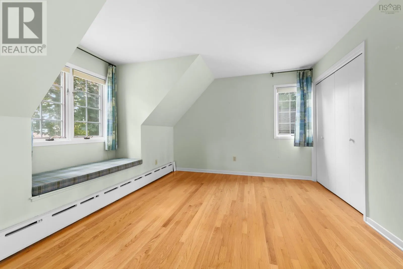 6 Edenbank Terrace