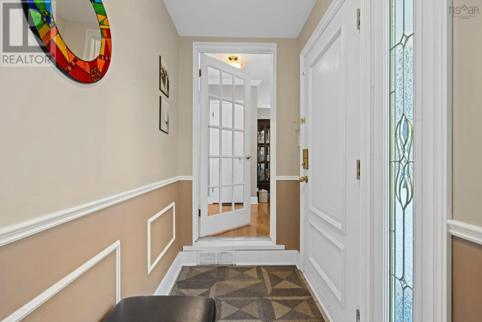 21 Lawnsdale Drive