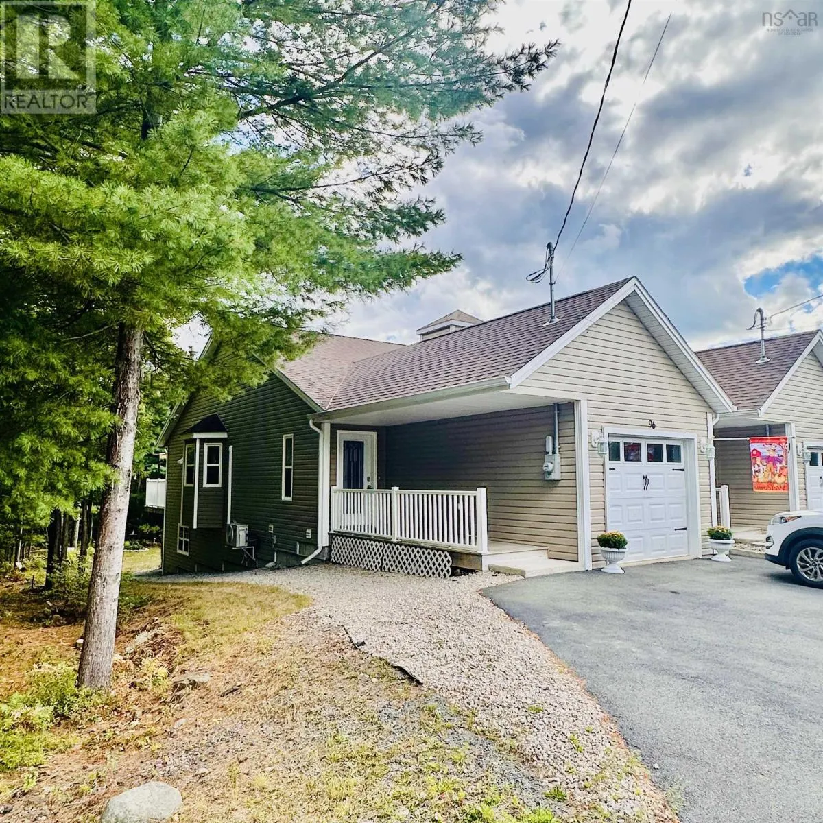 96 Etna Street