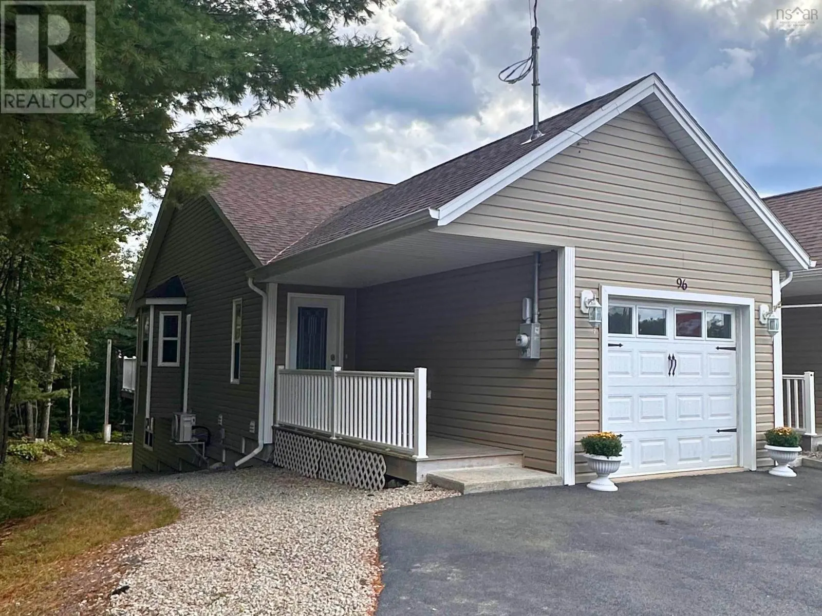 96 Etna Street
