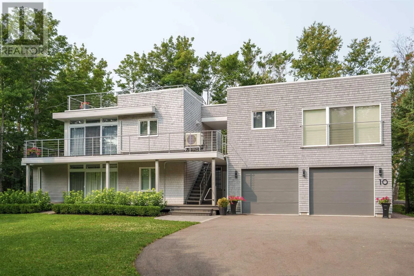 10 Lupin Lane