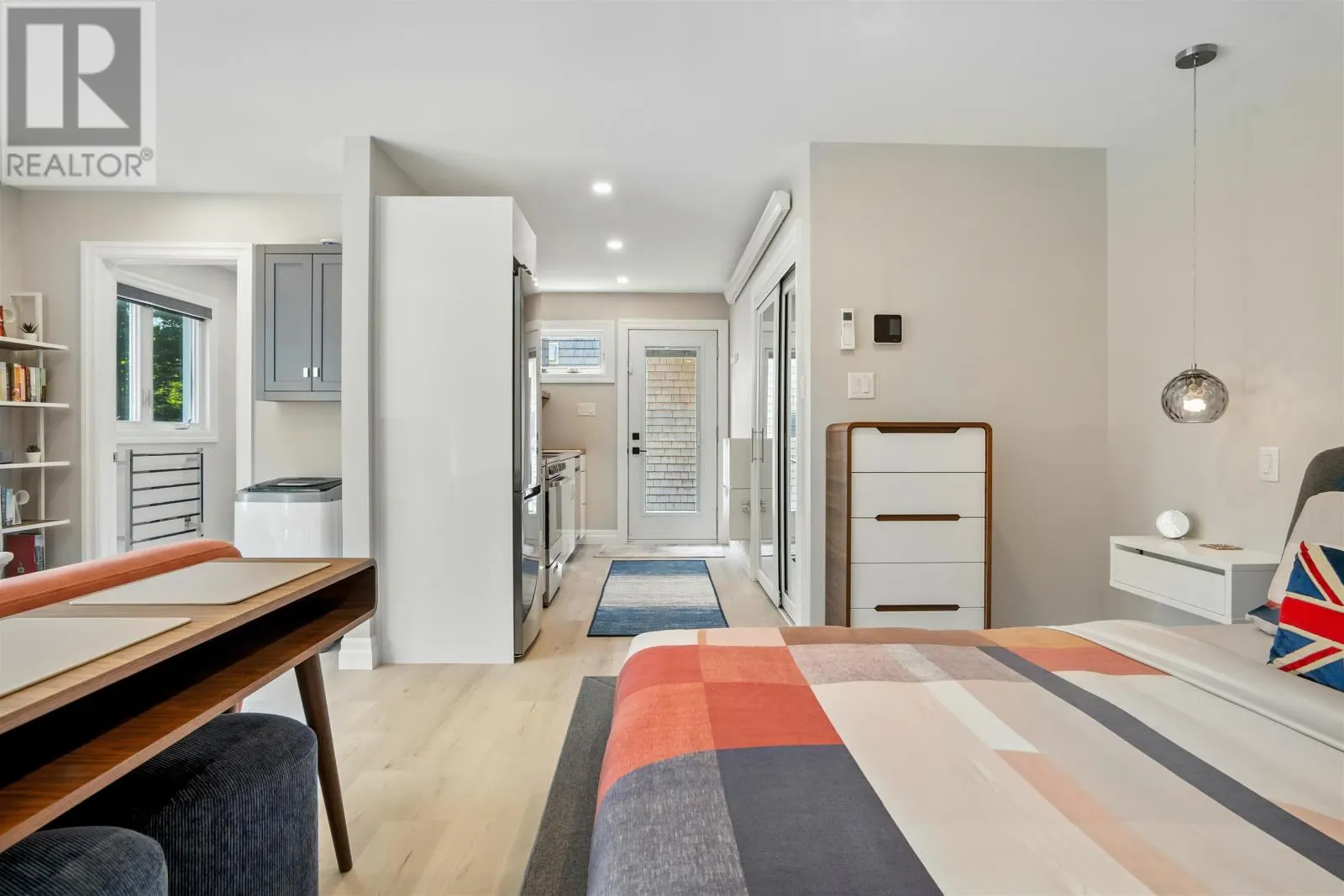 10 Lupin Lane