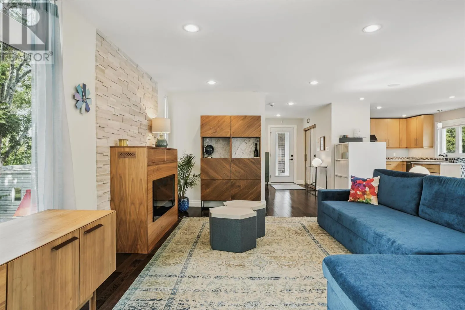10 Lupin Lane