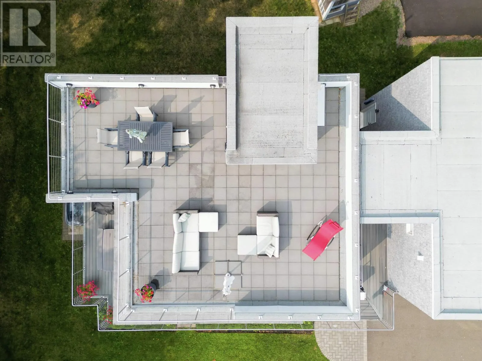 10 Lupin Lane