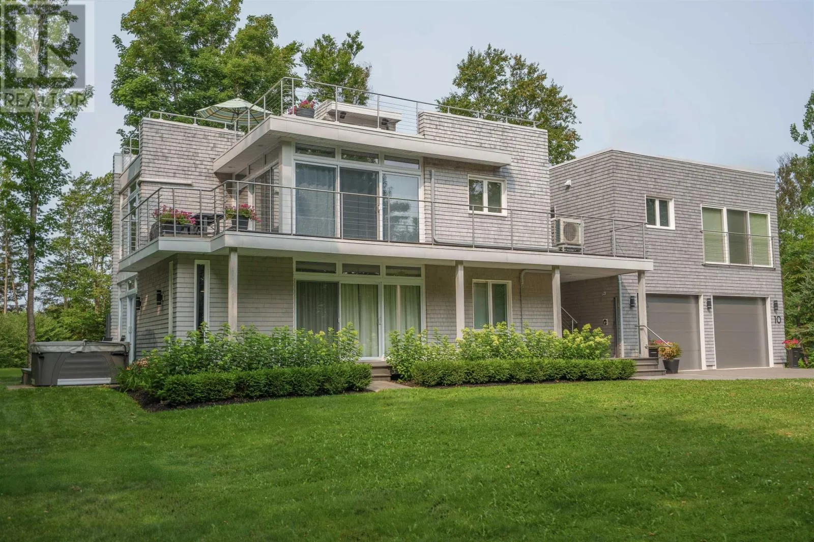 10 Lupin Lane