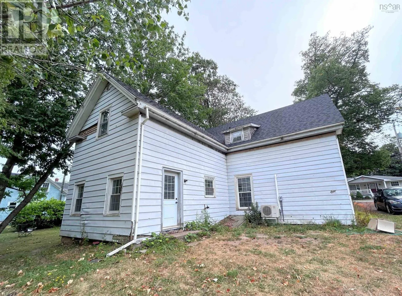 13-15 Main Street