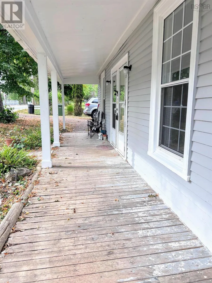 13-15 Main Street