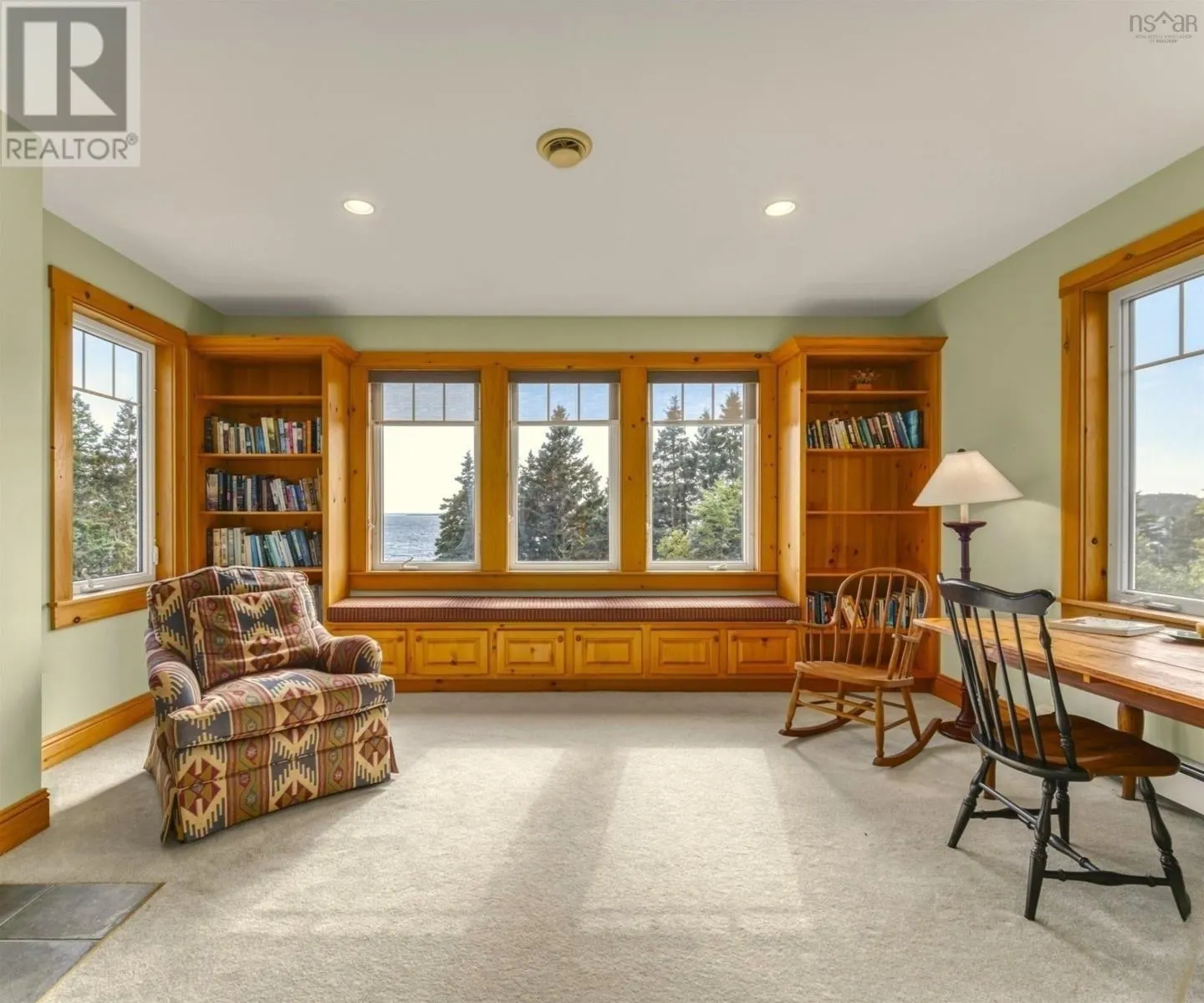 20 Pierce Point Road