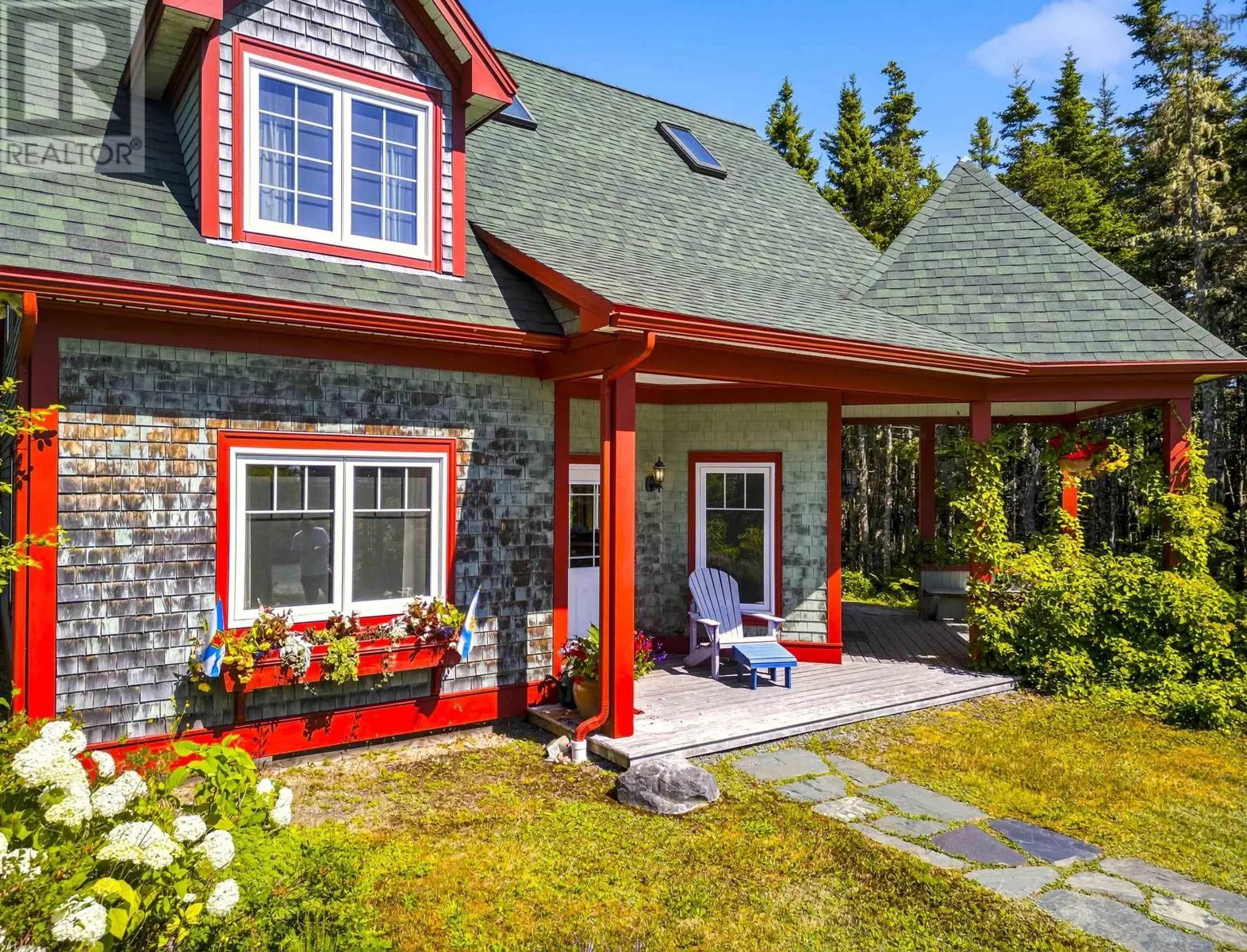 20 Pierce Point Road