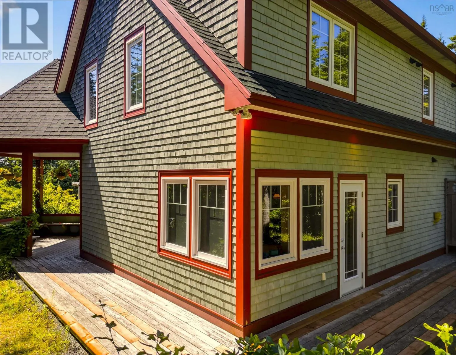 20 Pierce Point Road