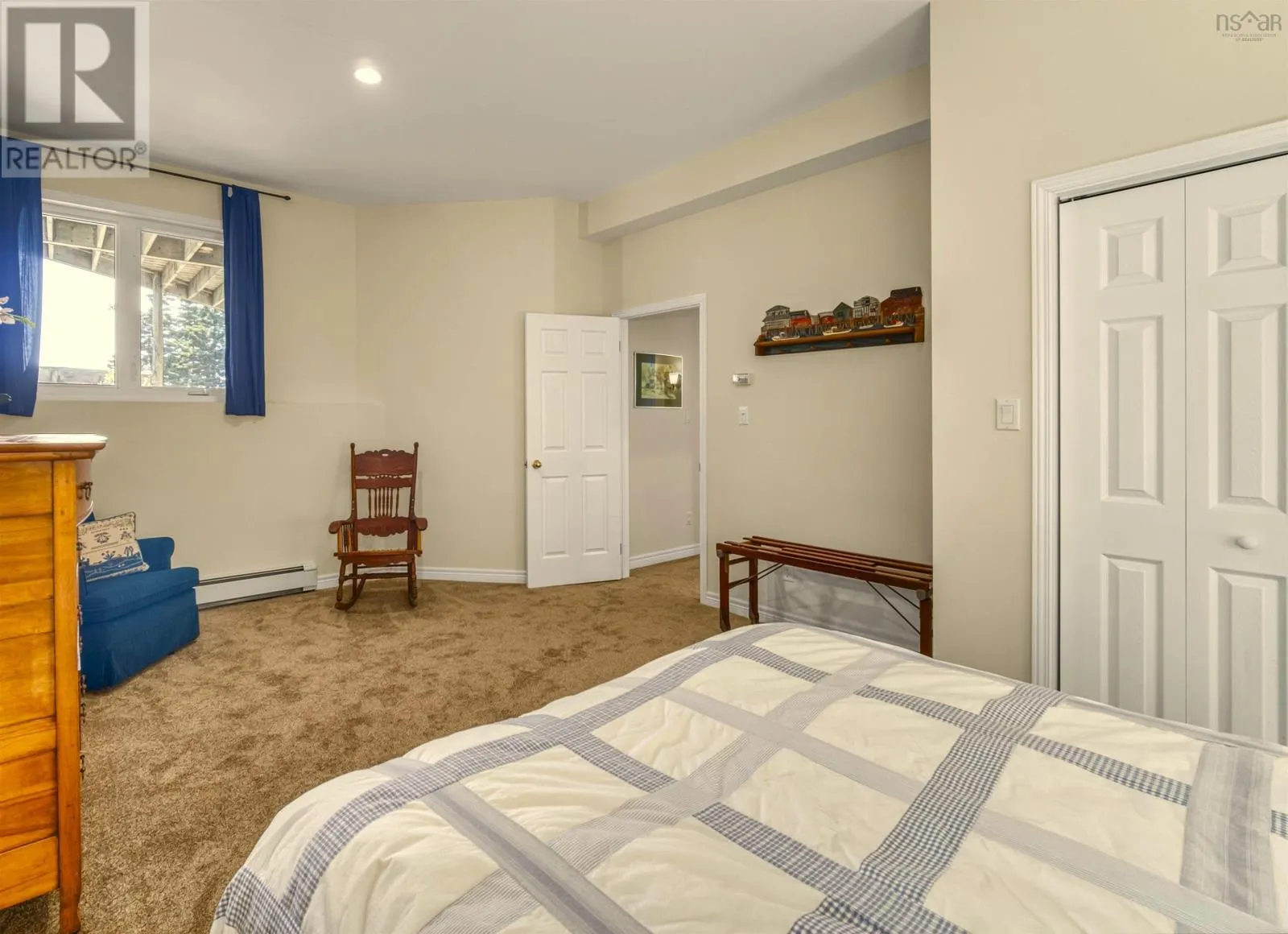 20 Pierce Point Road