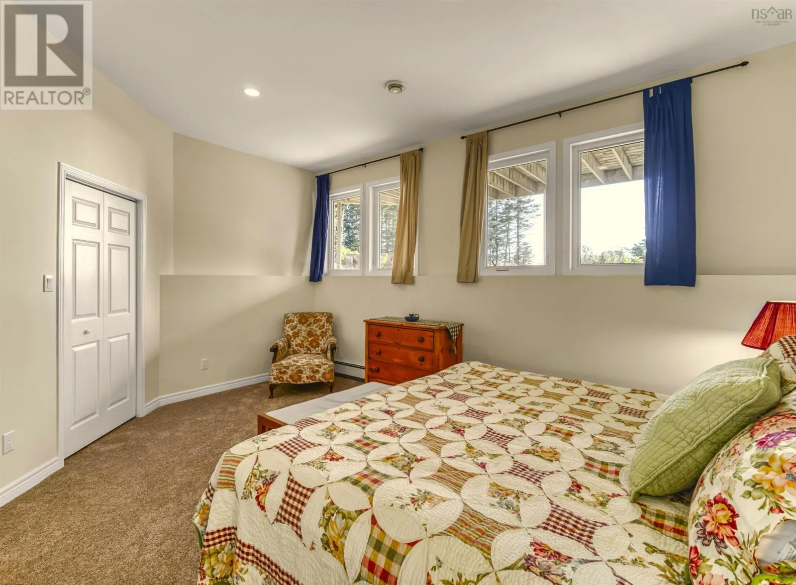 20 Pierce Point Road