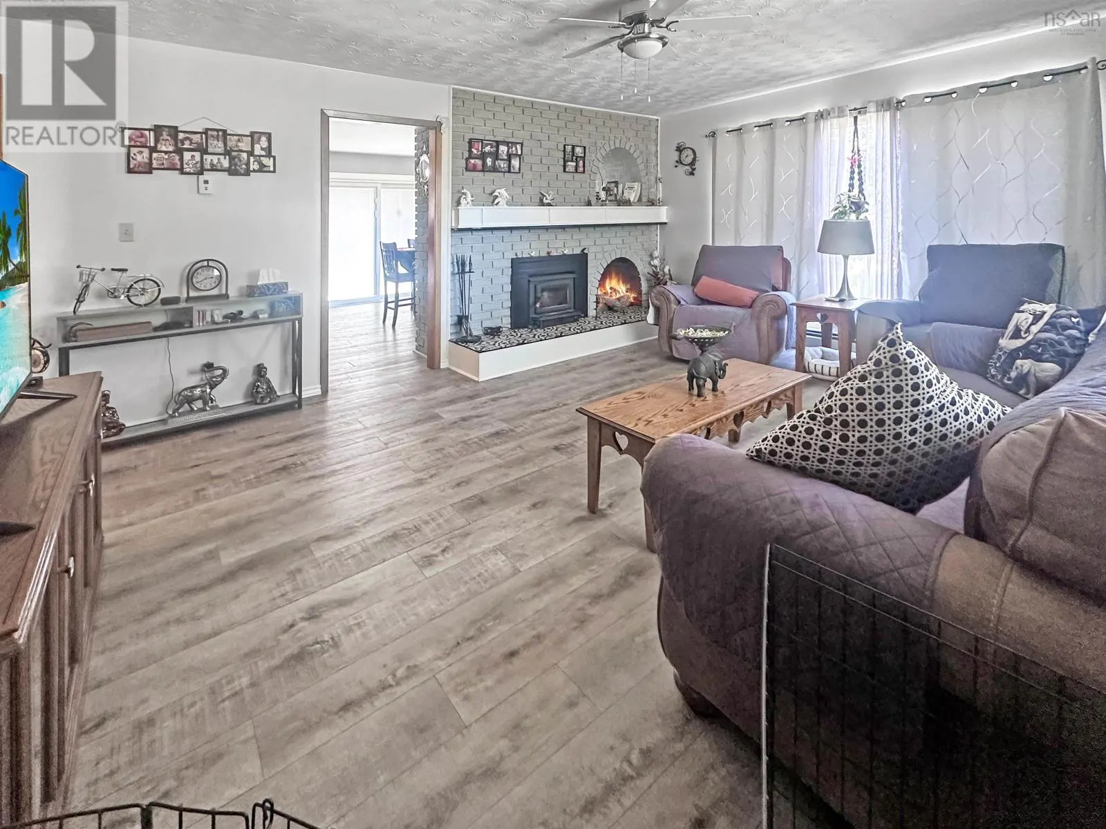 387 Lawrence Road