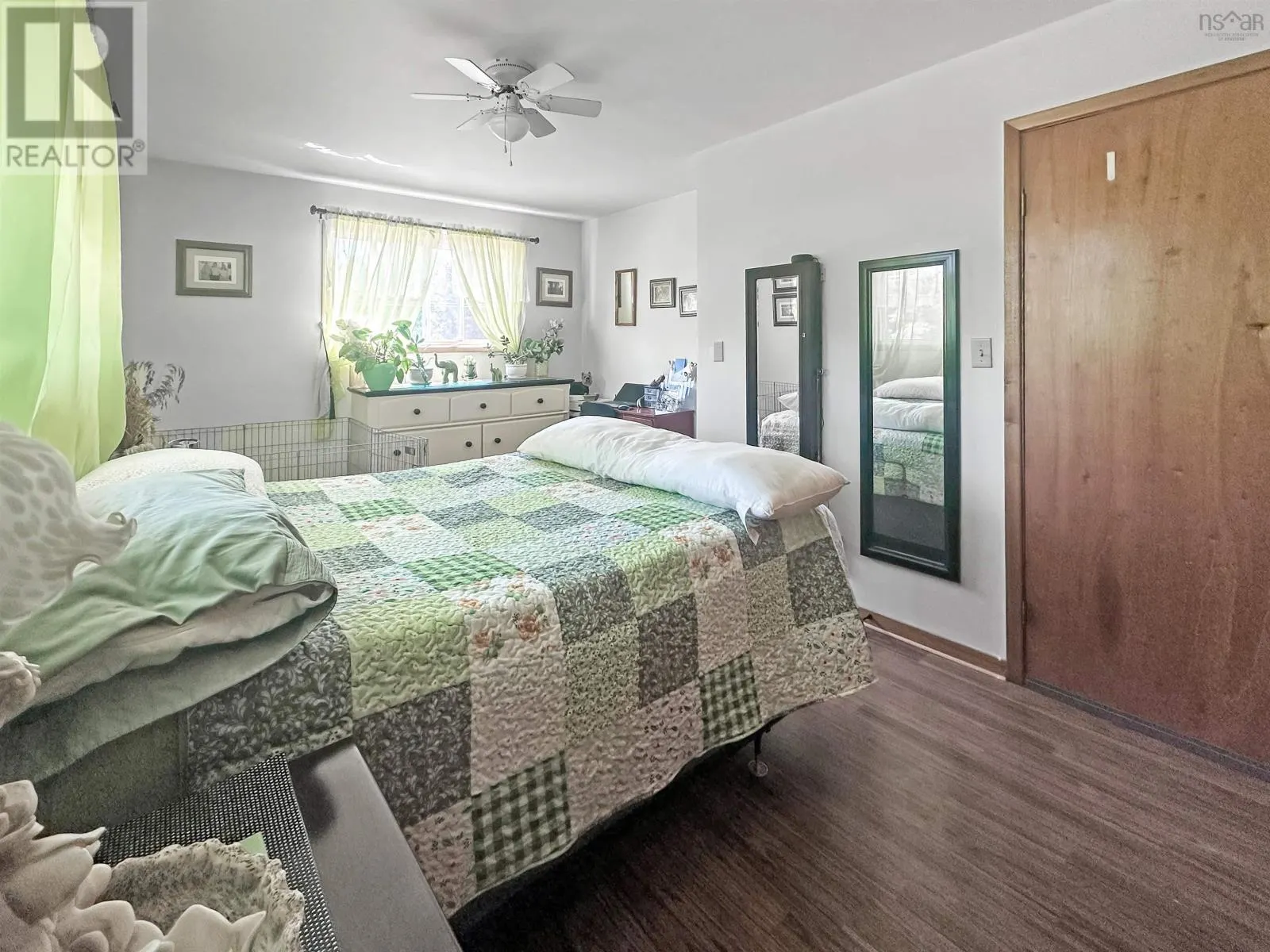 387 Lawrence Road